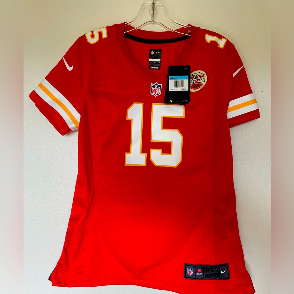 Patrick Mahomes Kansas City Chiefs Nike Authentic Jersey women’s Medium